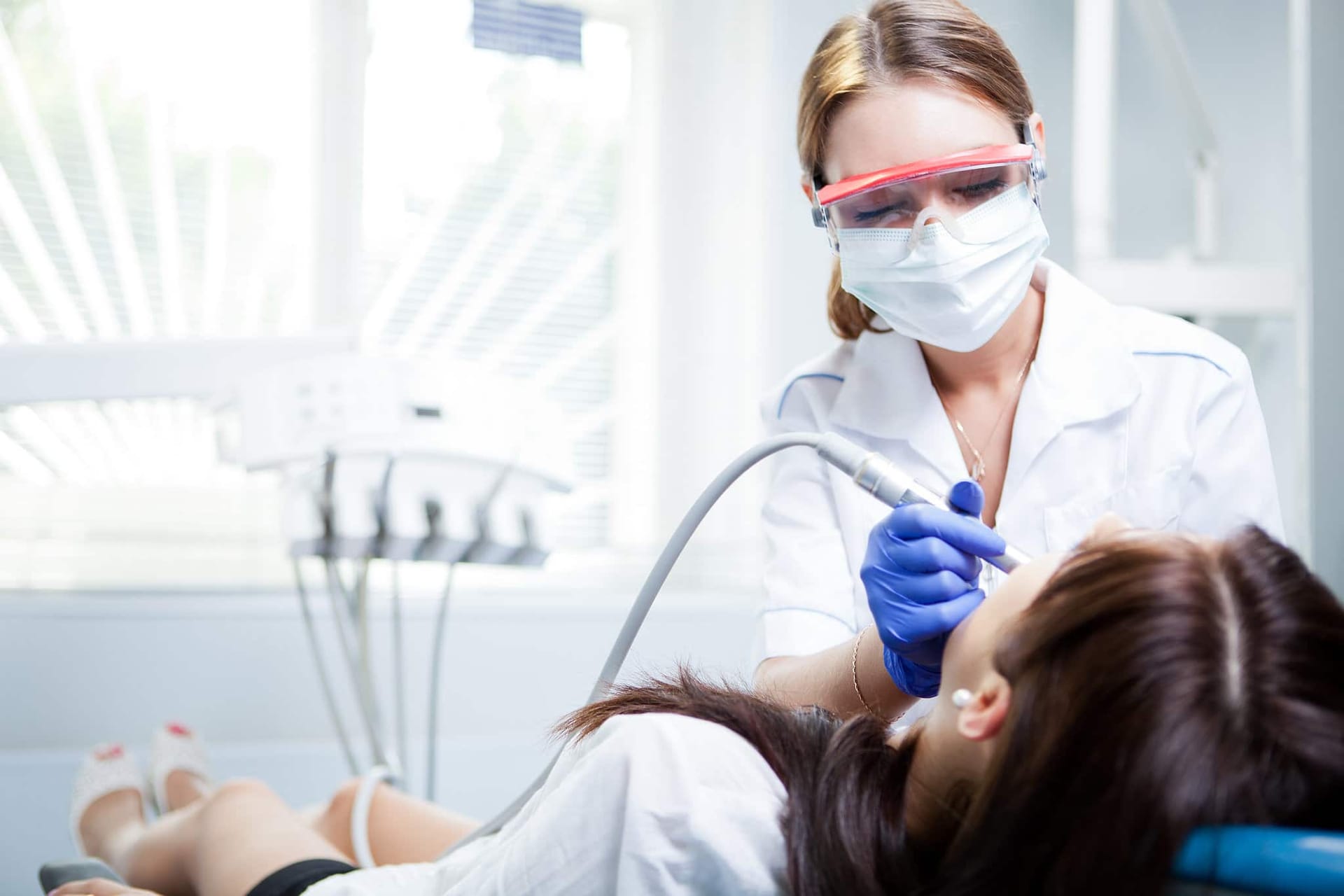 Zahnarzt Zürich: Verlässliche Partner für Ihre Zahngesundheit bei Smile Again