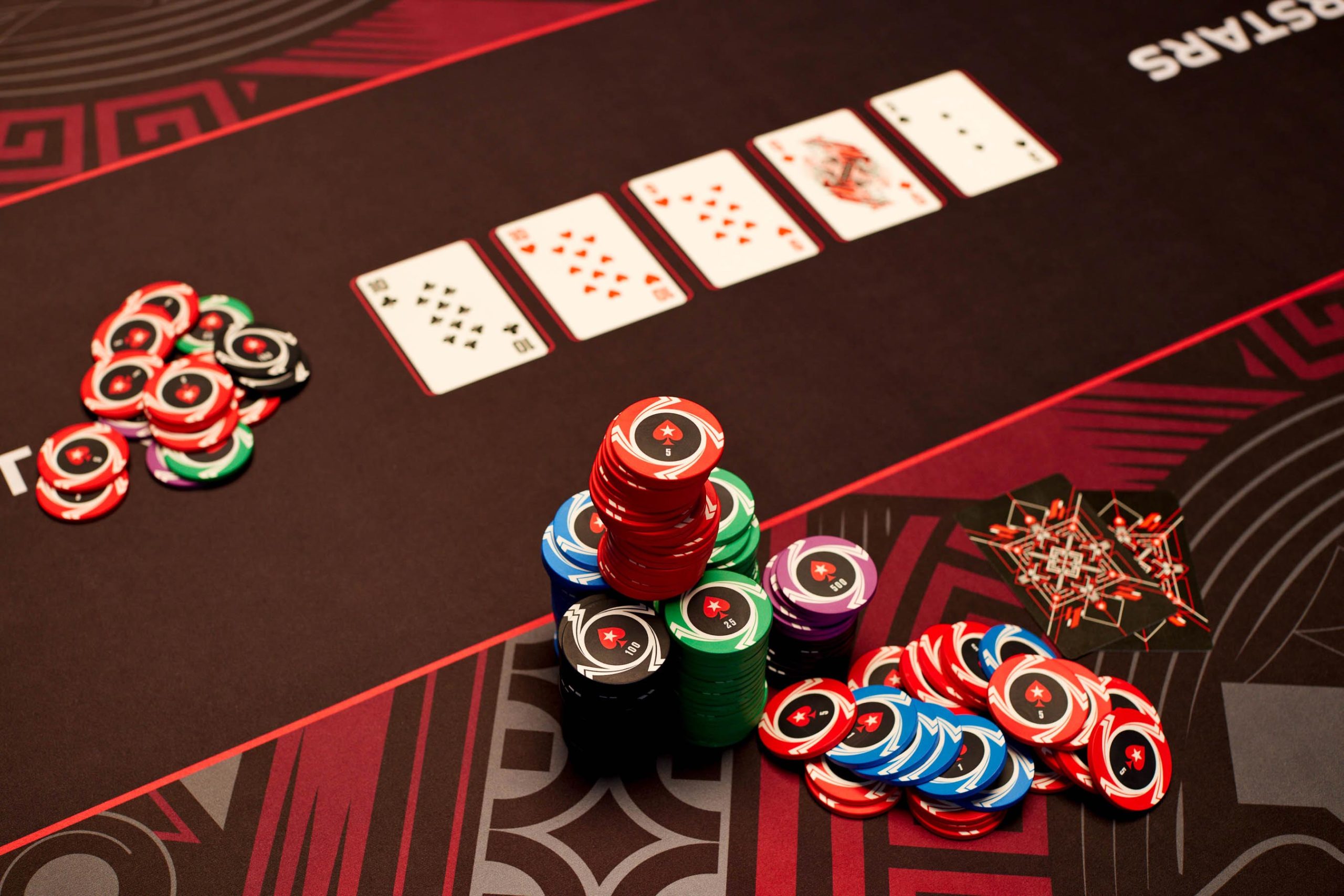 Online Poker mit Echtgeld: Trends und Entwicklungen 2024